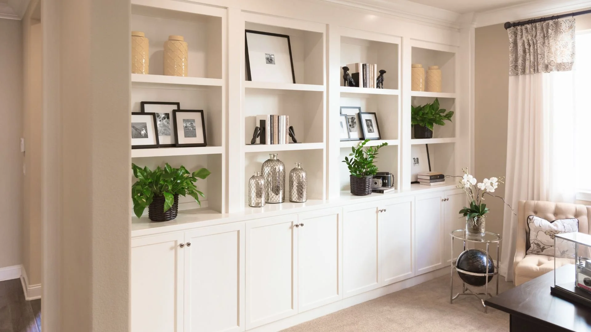 How Custom Built-Ins Maximize Space in Small Homes: The Ultimate Space-Saving Solution